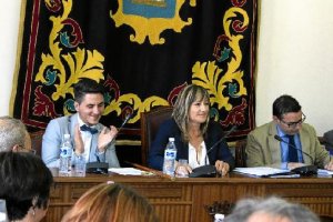 Esperanza Pérez en el pleno de investidura de esta mañana