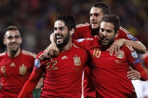 España ganó 3-0 a Bielorrusia en la primera vuelta.