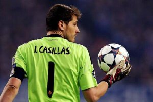 Iker Casillas medita marcharse del Real Madrid.