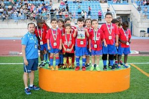 Los niños fueron los grandes protagonistas de la clausura.