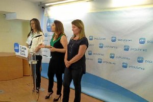 Rueda de prensa en el PP.