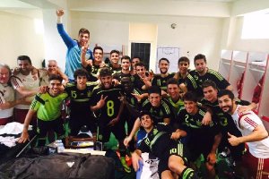 La fiesta de la Selección Española Sub 19 de Antonio Marín.