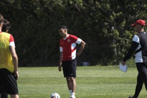 Hicham vuelve a jugar con la Selección.