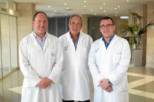 Los doctores Antonio Moreno Nin de Cardona, Francisco Moreno Baró y Francisco Bravo Castillo.