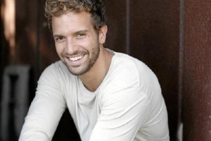 Alborán está inmerso en una gira que lo llevará por escenarios de todo el mundo.