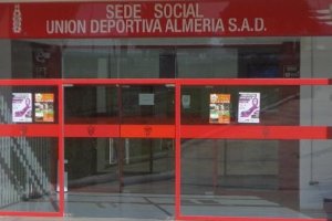 El Almería se va de vacaciones.