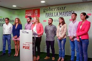 Teresa Piqueras y el resto de miembros de la lista que han conseguido acta de concejal. 