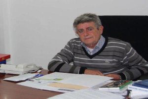 Martínez se jugará la alcaldía con el lanzamiento de una moneda al aire