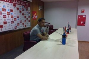 Rueda de prensa de Sergi Barjuan.