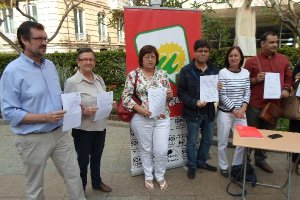 Los candidatos de IU ayer en la capital