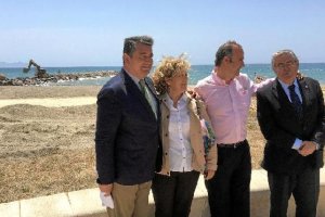 Visita de Antonio Sanz a las obras de Costacabana