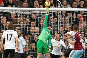 El meta del Manchester tiene la oferta de su vida.