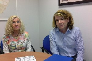 Francisca Matarín y Miguel Lorenzo de la Asociación Melanoma Almería.