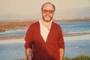 El periodista en los años 80 en las salinas del Cabo