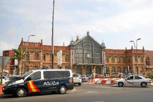Policía Nacional en la Estación Intermodal