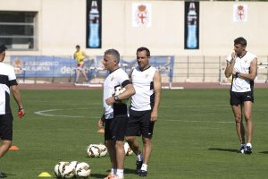 Sergi Barjuan y el Almería dependen de sí mismos.