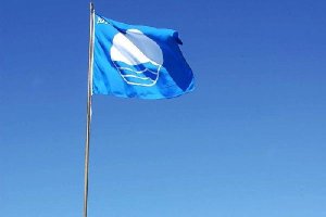 Bandera azul como la conseguida por la capital
