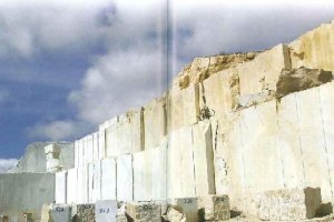 Las canteras de mármol de Macael componen paisajes espectaculares.