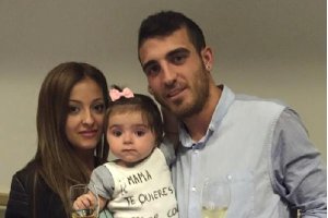 Andrea, la pequeña Vega y Fran Vélez.