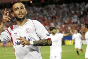Aleix Vidal celebrando un gol con el Sevilla.