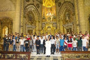 La plantilla del Almería vuelve a necesitar un capotazo para salvar la categoría.