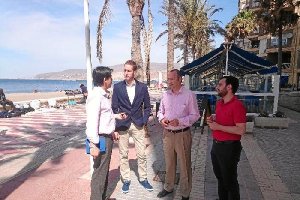 Presentación de las propuestas del PP en el paseo marítimo