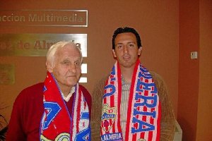 Unai Emery con su padre en LA VOZ.