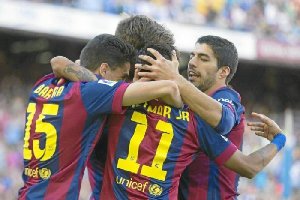 Los jugadores del Barça celebrando uno de los goles a la Real Sociedad.