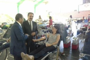 Arif Laarej y Alfredo Valdivia en la VIII Maratón de Donación.