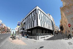 Fachada de la Escuela Municipal de Música ubicada en la calle Obispo Orberá,