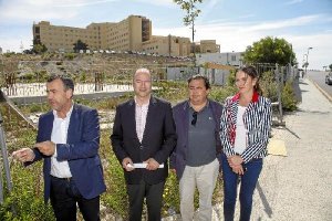 Venzal, Rodríguez-Comendador, Marín y Martín en el solar del Materno-Infantil