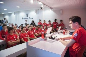 Rueda de prensa de despedida de Andoni Iraola.