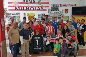 Foto de familia con el portero de Campotéjar.