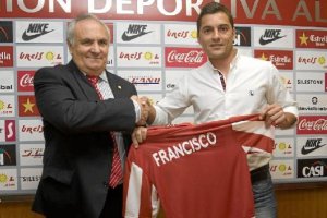 En Eibar se rompía una relación muy estable entre Alfonso García y Francisco.