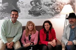 Café con la prensa celebrado ayer en Cyrano.