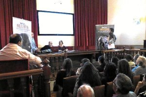 Acto conjunto que rindió homenaje ayer a Celia Viñas y a Jesús de Perceval.