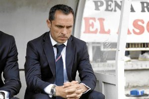 Sergi Barjuan vio al Almería de siempre sin efecto y sin conceptos.