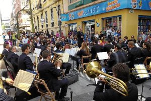 La Banda Municipal de Música, durante el concierto en el centro.