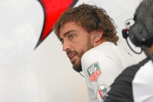 Alonso no ha comenzado la temporada bien.