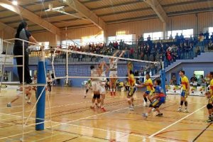 Una jugada del partido.