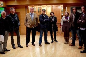 La comisión mixta ya no sabe a qué puertas llamar para evitar la desaparición.