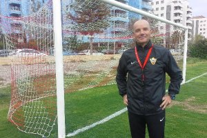 Miguel Rivera, entrenador del Almería B.