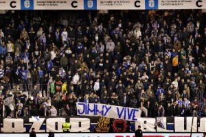 Grada de los Riazor Blues en el campo del Deportivo.