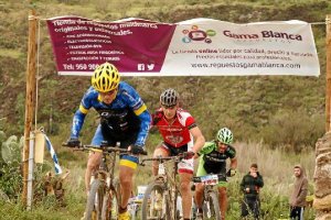 Los campeones pronto pusieron distancias.