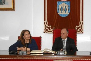 Imagen de archivo de Carmen Crespo y Enrique Hernando.