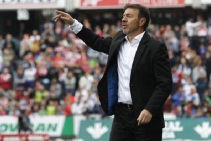 Abel Resino en Los Cármenes.