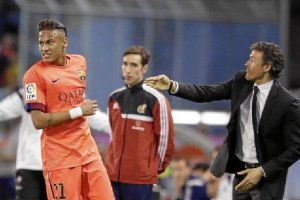 Neymar no aparece en el juego de conjunto del barça.