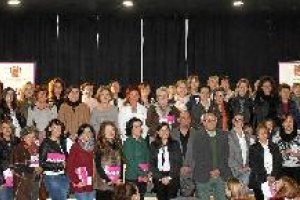 Foto en grupo de las protagonistas del libro.