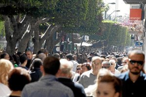 El Paseo de Almería, lleno el Domingo de Resurrección