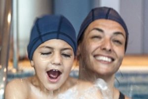 Clases de Matronatación en la UDIAT Hospital Vithas Virgen del Mar de Almería